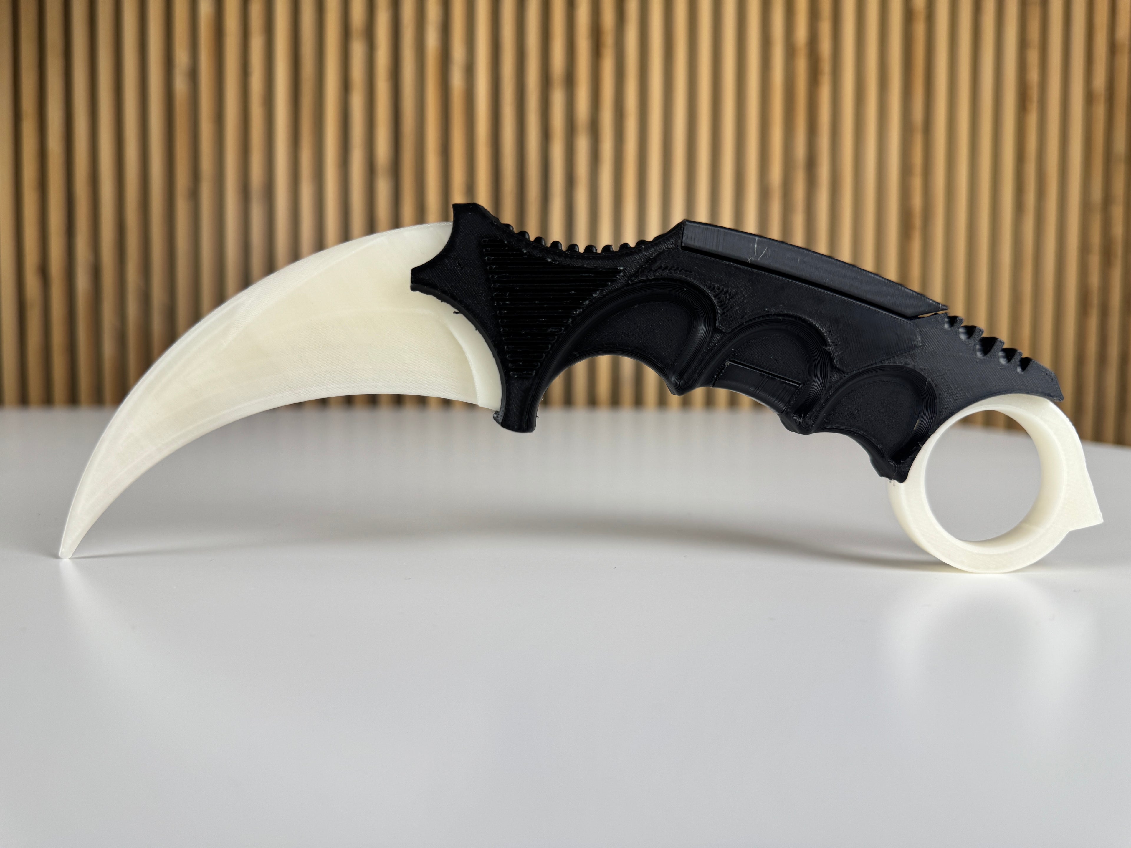 Karambit Night Blue (świecący w ciemności)