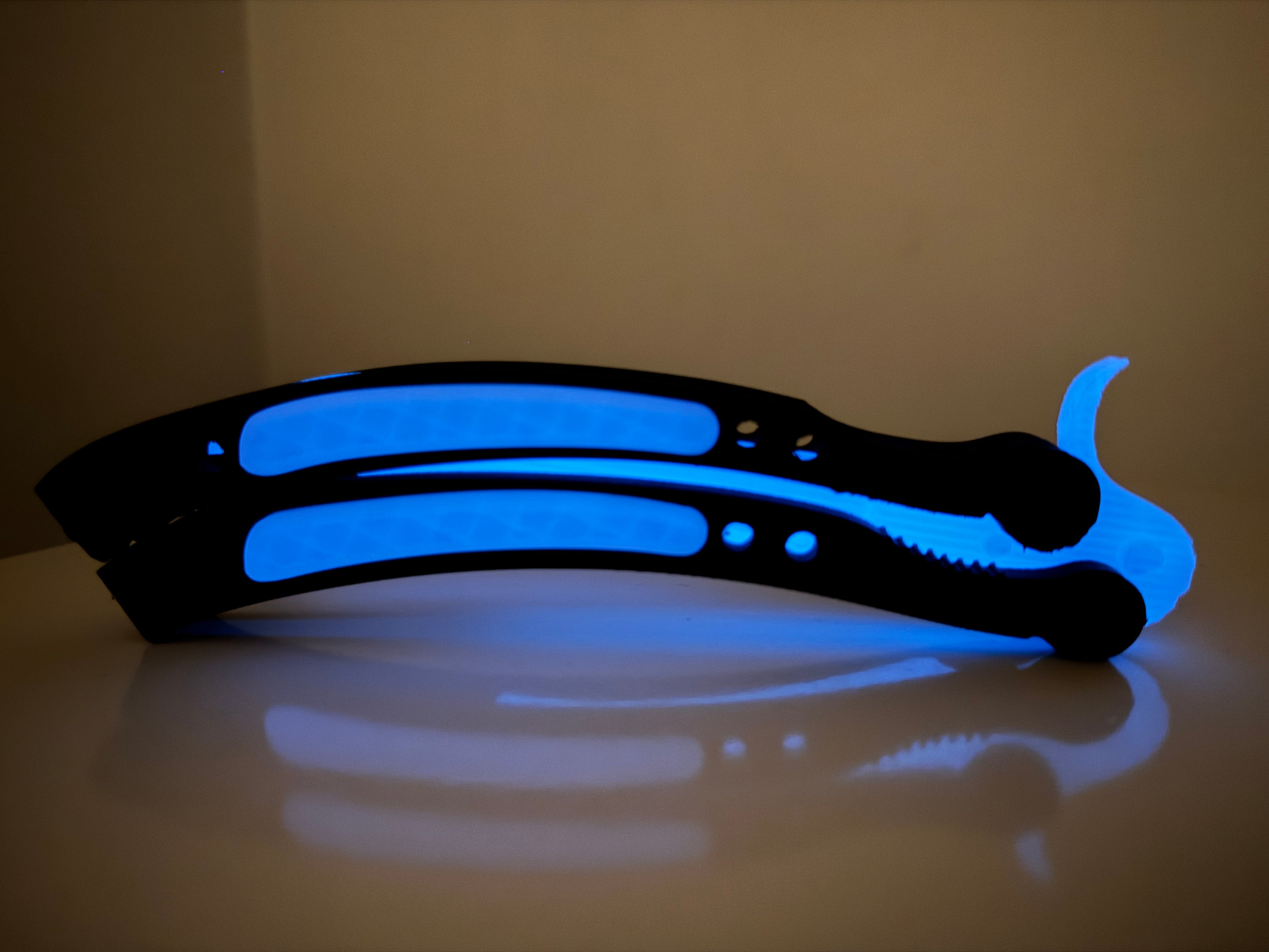 Butterfly Knife Night Blue (świecący w ciemności)